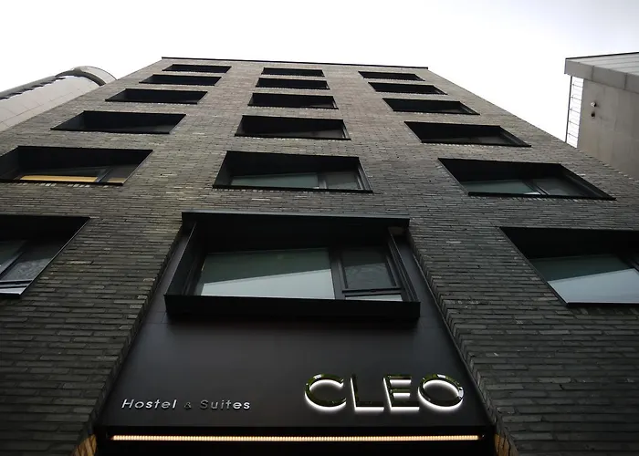 Cleo Hongdae Hostel *