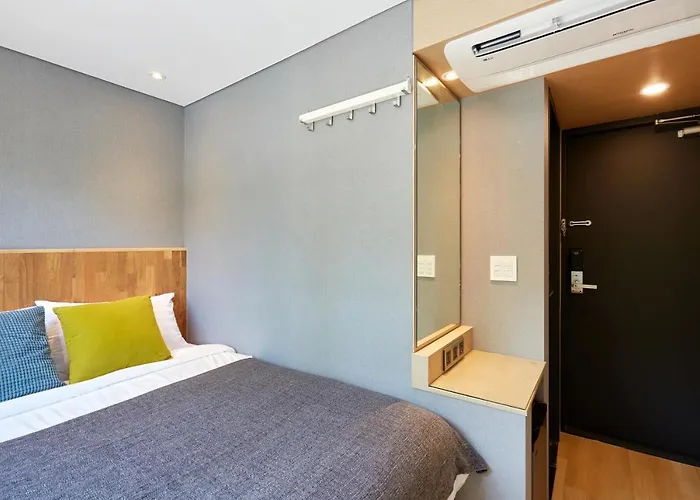 Cleo Hongdae Hostel Seoul